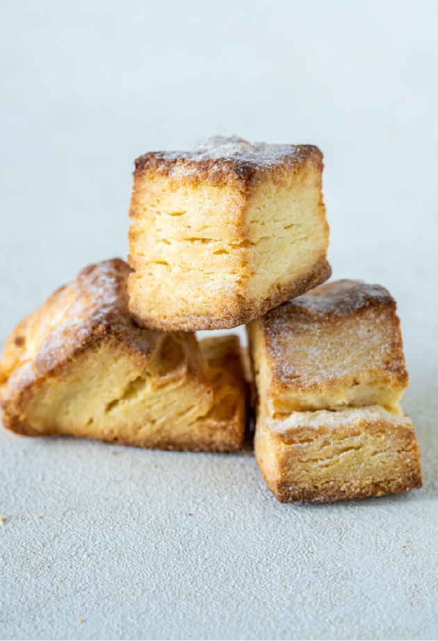 バターミルクビスケット（生クリーム添え）